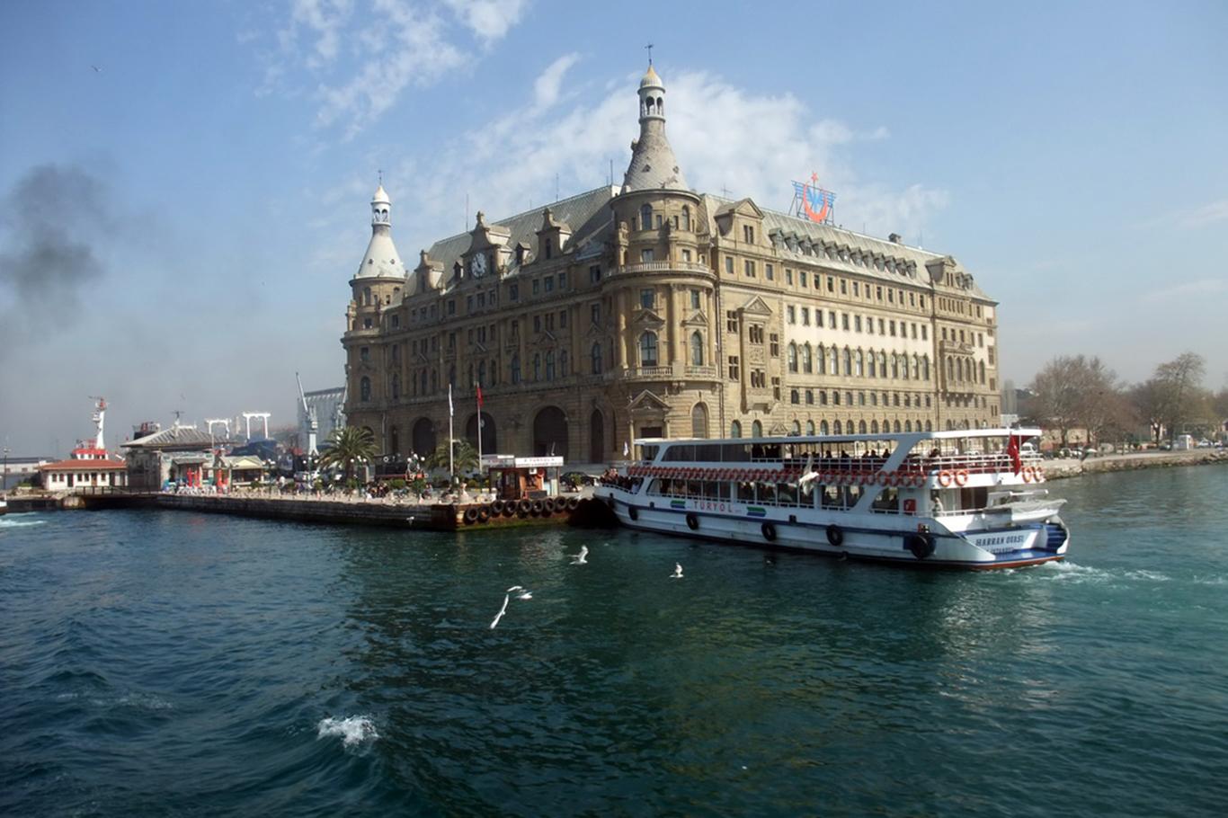 Ulaştırma ve Altyapı Bakanlığından Haydarpaşa Garı açıklaması Ulaştırma ve Altyapı Bakanlığından Haydarpaşa Garı açıklaması